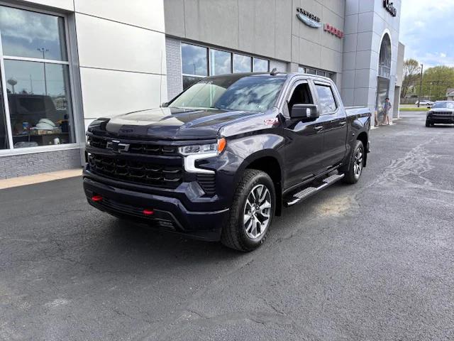 2022 Chevrolet Silverado 1500 4WD Crew Cab Short Bed RST