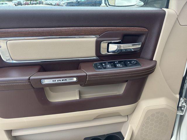 2018 RAM 2500 Laramie Crew Cab 4x4 64 Box