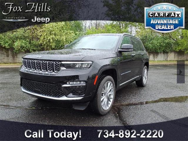 2022 Jeep Grand Cherokee 4xe Summit 4x4 2022 Jeep Grand Cherokee 4xe Summit 4x4