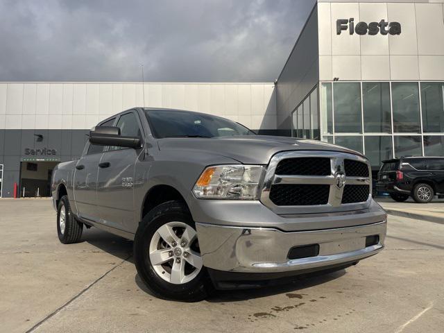 2023 RAM 1500 Classic SLT Crew Cab 4x2 57 Box