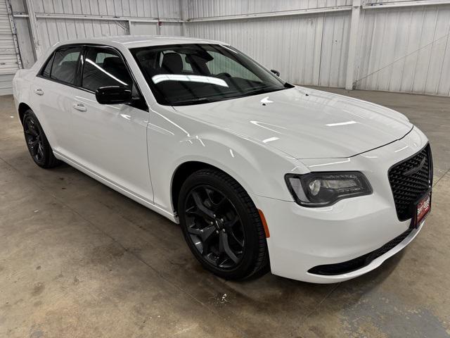 2023 Chrysler 300 Touring