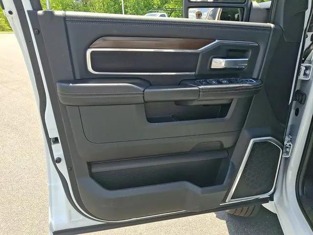 2024 Ram 4500 Chassis Tradesman/SLT/Laramie/Limited