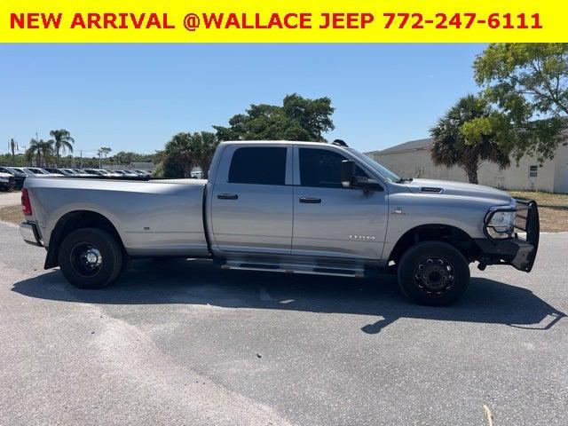 2021 RAM 3500 Tradesman Crew Cab 4x4 8 Box