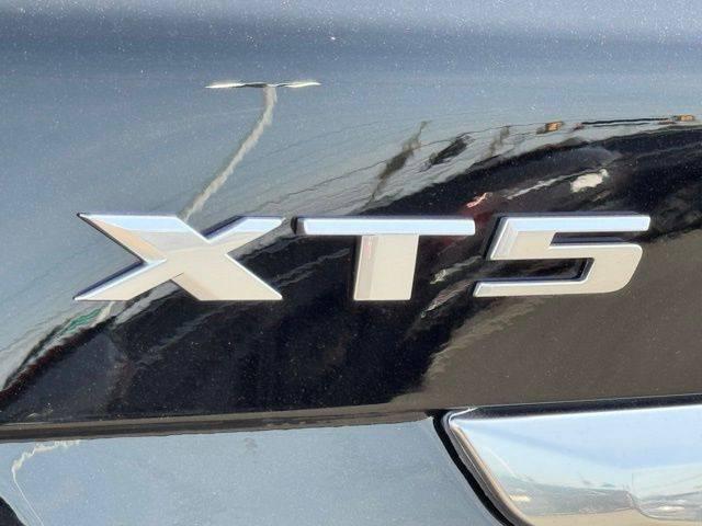 2025 Cadillac XT5 FWD Premium Luxury