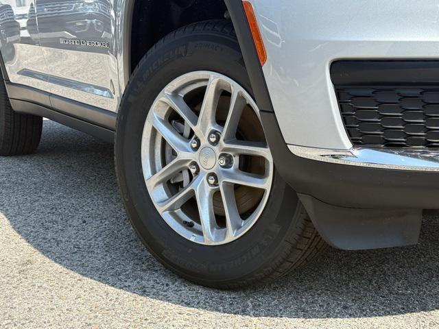 2025 Jeep Grand Cherokee GRAND CHEROKEE L LAREDO X 4X2 2025 Jeep Grand Cherokee GRAND CHEROKEE L LAREDO X 4X2