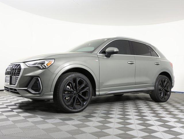 2020 Audi Q3 Premium Plus 45 TFSI S line quattro Tiptronic