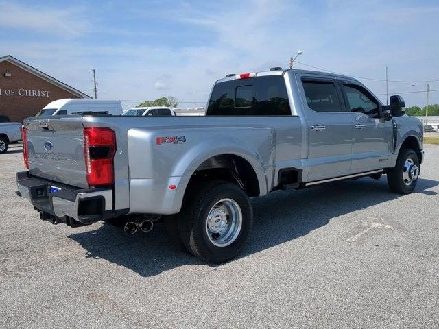 2023 Ford F-350 LARIAT