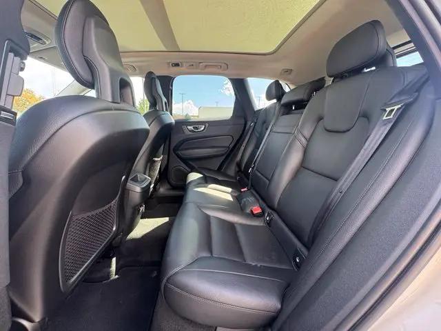 2018 Volvo XC60 T6 Momentum