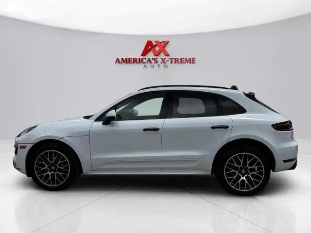 2017 Porsche Macan Turbo