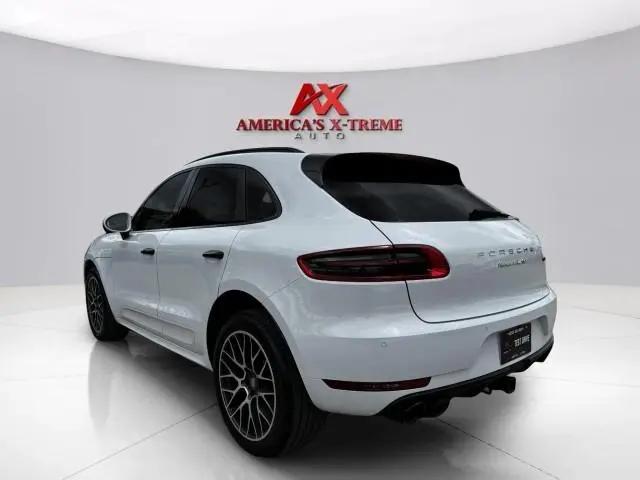 2017 Porsche Macan Turbo