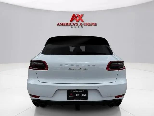 2017 Porsche Macan Turbo