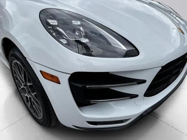 2017 Porsche Macan Turbo