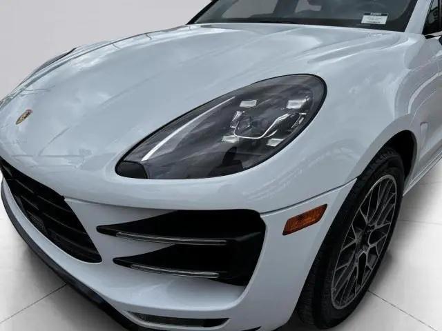 2017 Porsche Macan Turbo