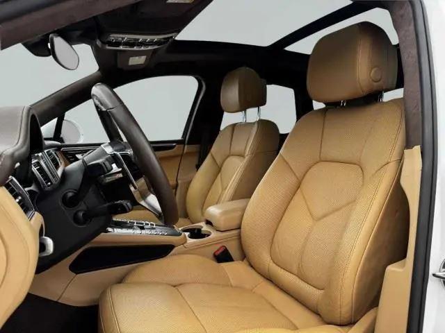 2017 Porsche Macan Turbo