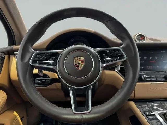 2017 Porsche Macan Turbo