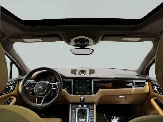 2017 Porsche Macan Turbo