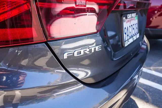 2022 Kia Forte LXS