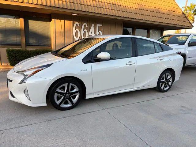 2017 Toyota Prius Three Touring