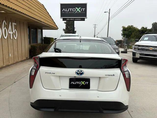 2017 Toyota Prius Three Touring