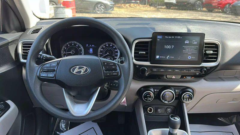 2020 Hyundai Venue SEL