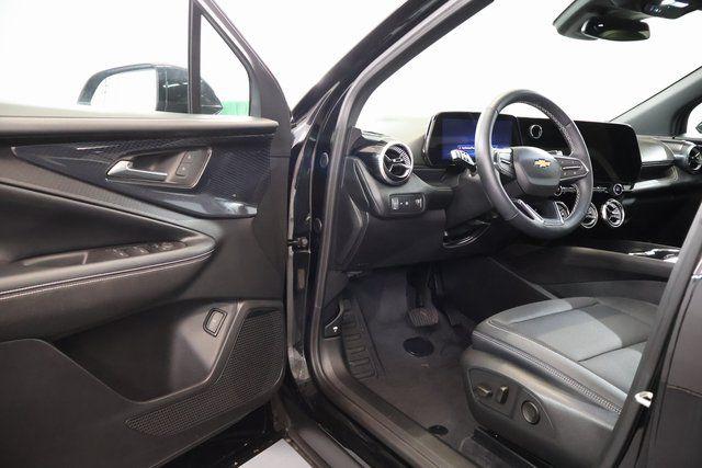2025 Chevrolet V Blazer eAWD LT