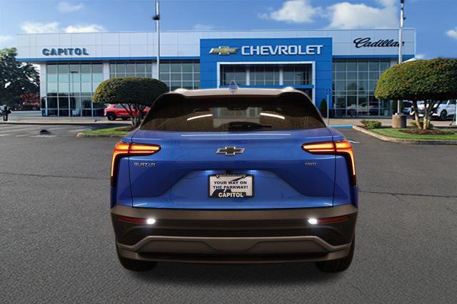 2025 Chevrolet V Blazer eAWD LT