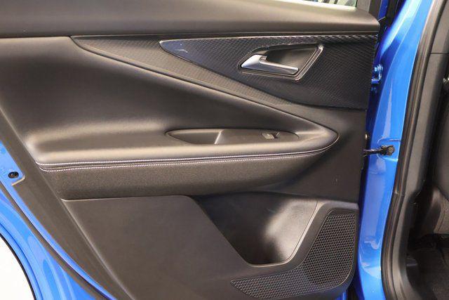 2025 Chevrolet V Blazer eAWD LT