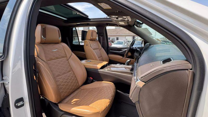 2021 Cadillac Escalade 4WD Premium Luxury