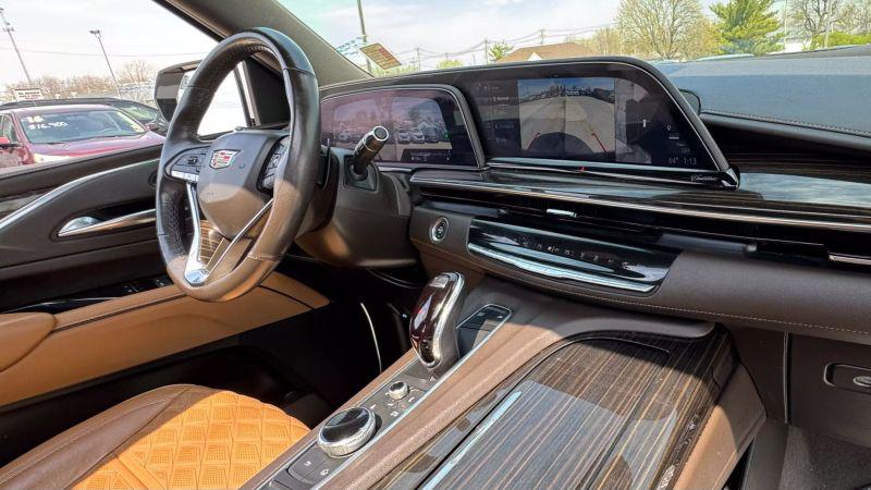 2021 Cadillac Escalade 4WD Premium Luxury