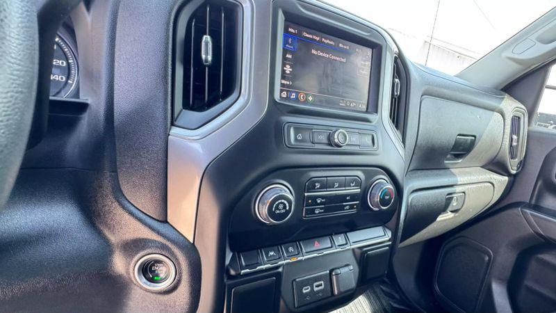 2022 Chevrolet Silverado 1500 4WD Crew Cab Standard Bed WT