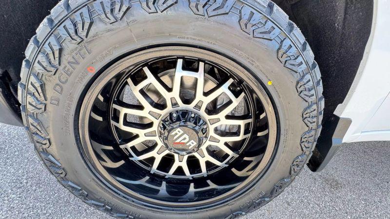 2022 Chevrolet Silverado 1500 4WD Crew Cab Standard Bed WT