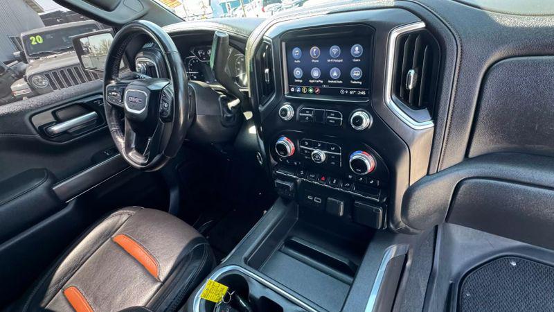 2021 GMC Sierra 1500 4WD Crew Cab Short Box AT4
