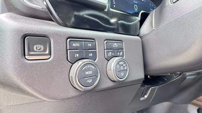 2023 Chevrolet Silverado 1500 4WD Crew Cab Short Bed LT Trail Boss
