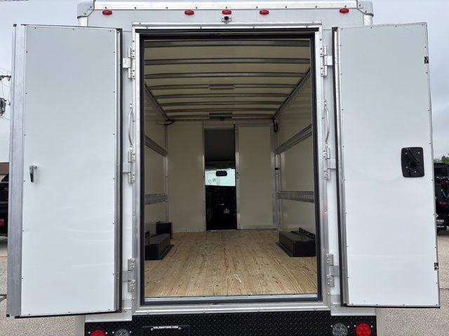 2024 Chevrolet Express Cutaway Work Van