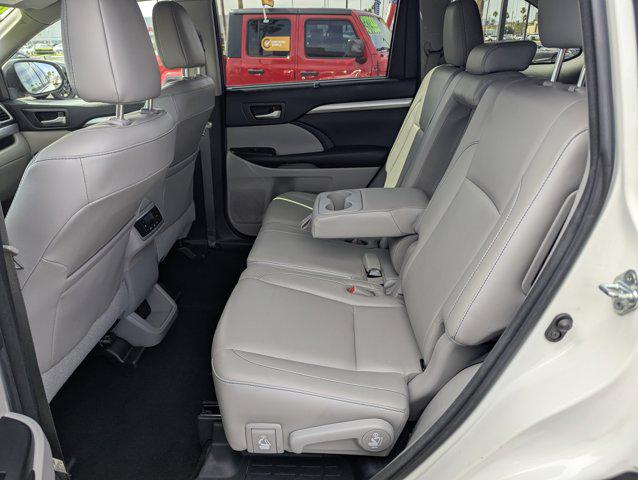 Used 2017 Toyota Highlander Hybrid For Sale in Tucson, AZ