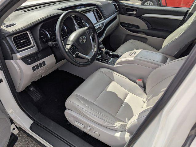 Used 2017 Toyota Highlander Hybrid For Sale in Tucson, AZ