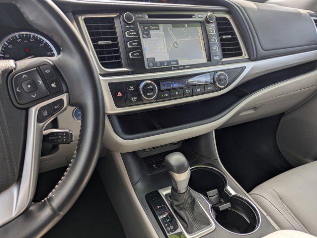 Used 2017 Toyota Highlander Hybrid For Sale in Tucson, AZ