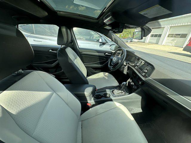 2021 Volkswagen Jetta 1.4T R-Line 2021 Volkswagen Jetta 1.4T R-Line