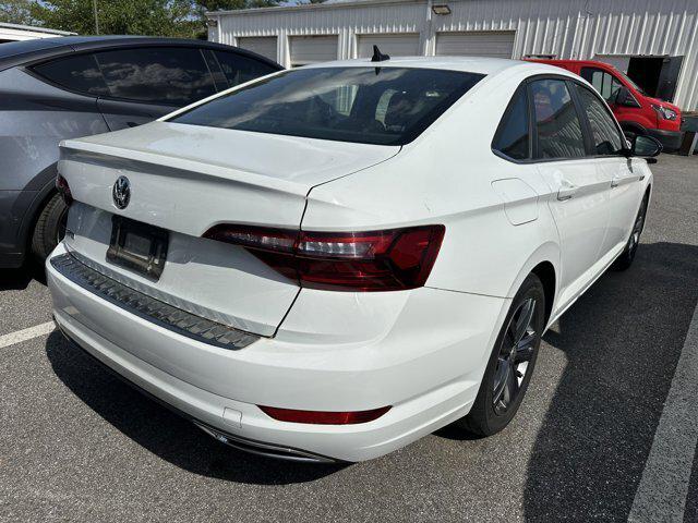 2021 Volkswagen Jetta 1.4T R-Line 2021 Volkswagen Jetta 1.4T R-Line