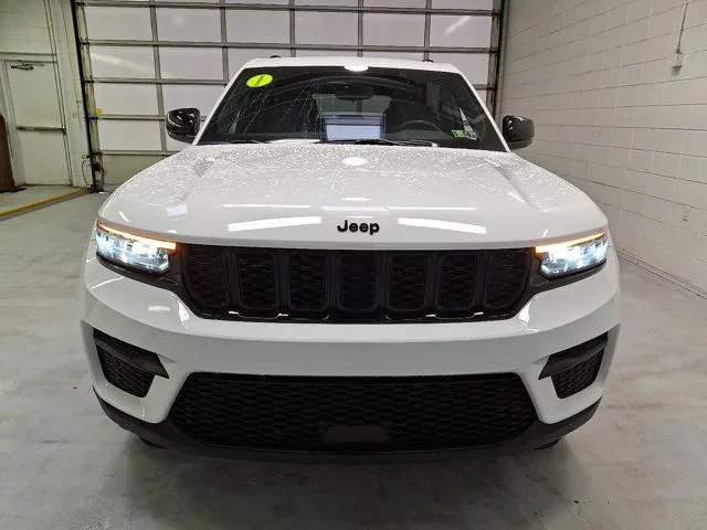 2024 Jeep Grand Cherokee Altitude X 4x4