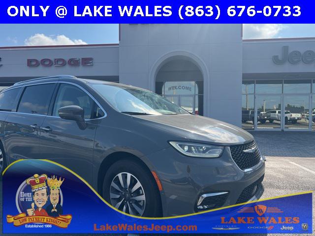 2021 Chrysler Pacifica Hybrid Touring L