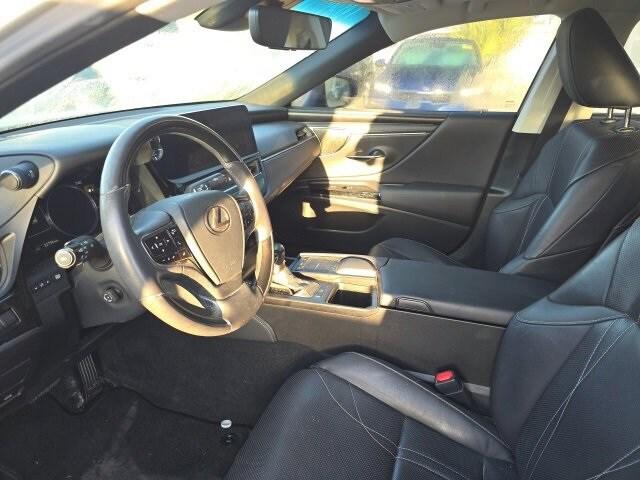 2022 Lexus ES 350 Ultra Luxury