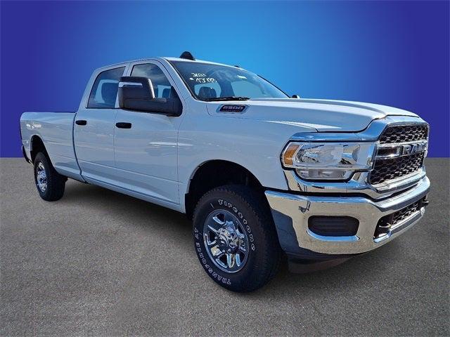 2023 RAM 2500 Tradesman Crew Cab 4x4 8 Box