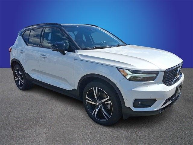 2021 Volvo XC40 T5 R-Design