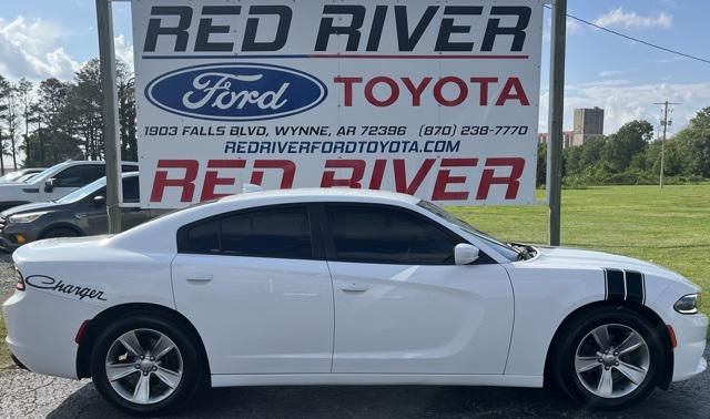 2016 Dodge Charger SXT