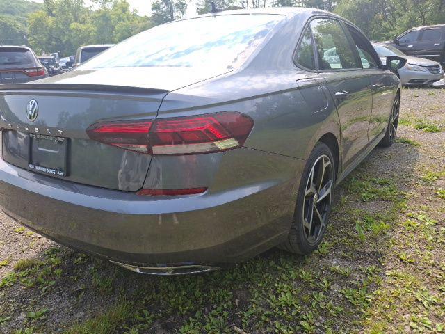 2022 Volkswagen Passat 2.0T R-Line