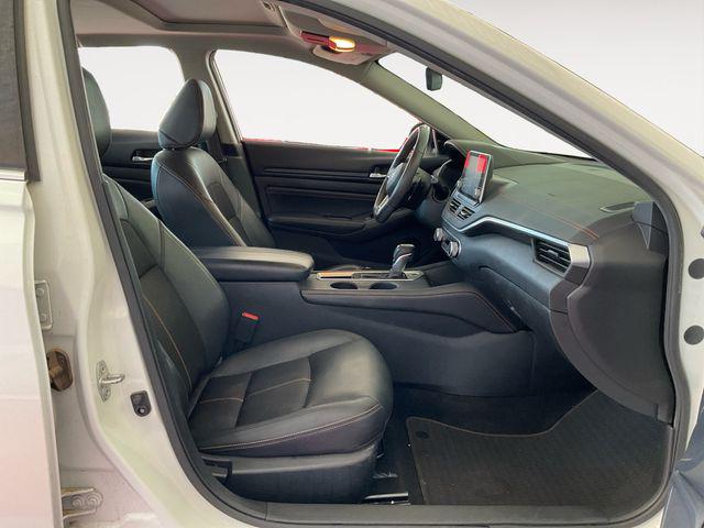 2020 Nissan Altima SR FWD