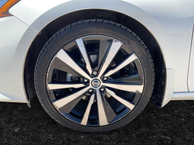 2020 Nissan Altima SR FWD