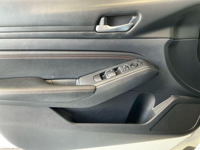 2020 Nissan Altima SR FWD