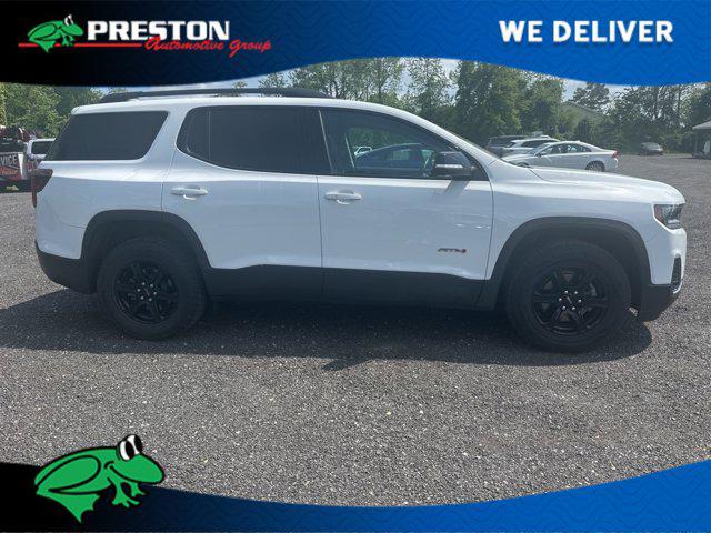 2022 GMC Acadia AWD AT4